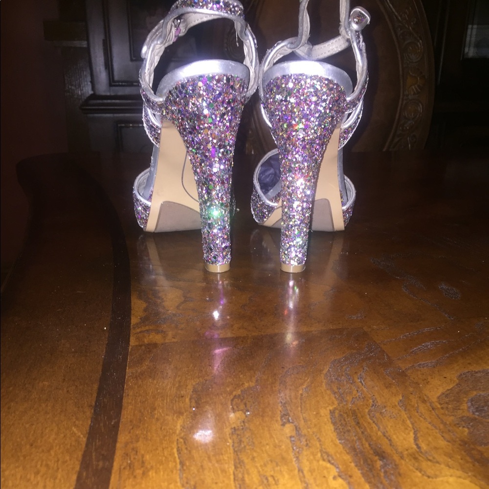 Nine West Sparkling Sandals!!